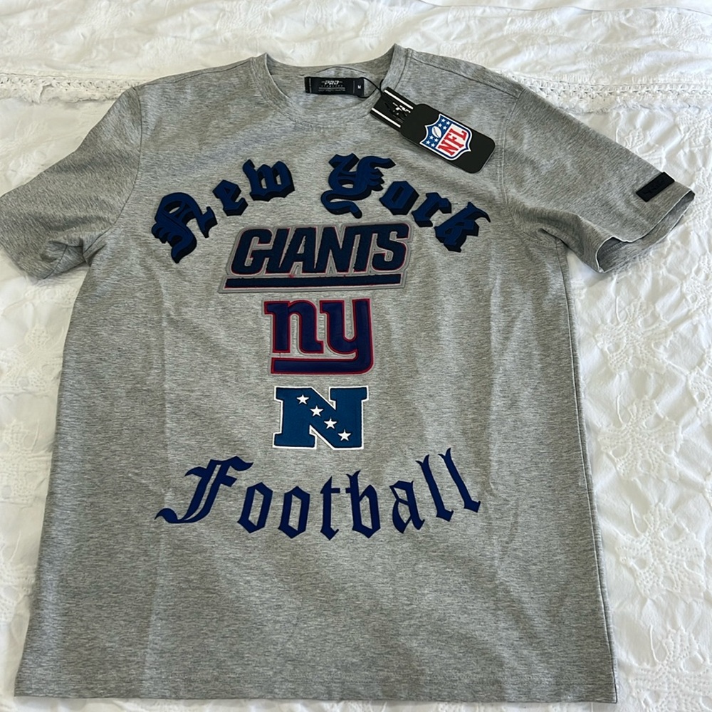 New York Giants Football T-Shirt size medium color gray